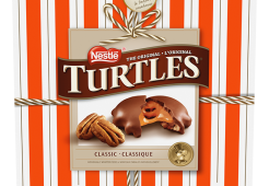 TURTLES Original Holiday Chocolate Gift box